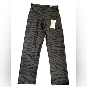 NWT Old Navy crop leggings